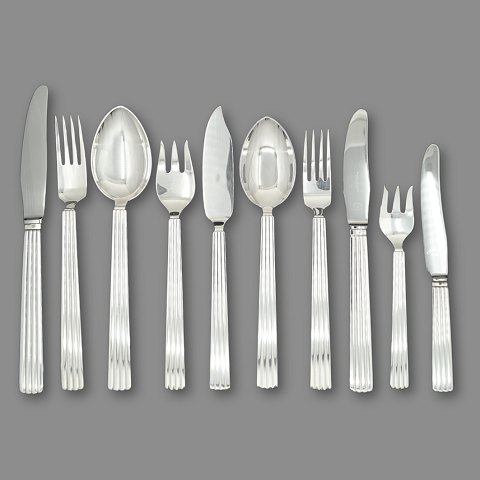 Georg Jensen, Sigvard Bernadotte; Barnadotte silver cutlery, complete for 6 
persons, 71 pieces Georg Jensen, Sigvard Bernadotte; Barnadotte silver cutlery, complete for 6 
persons, 71 pieces